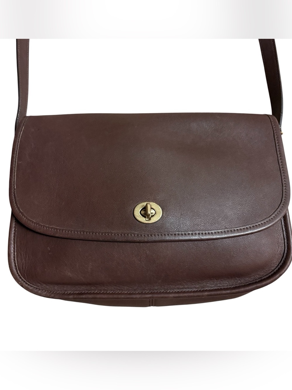 Vtg 9790 Brown Leather Saddle Bag Turnlock Adjustable Strap - Picture 2 of 14